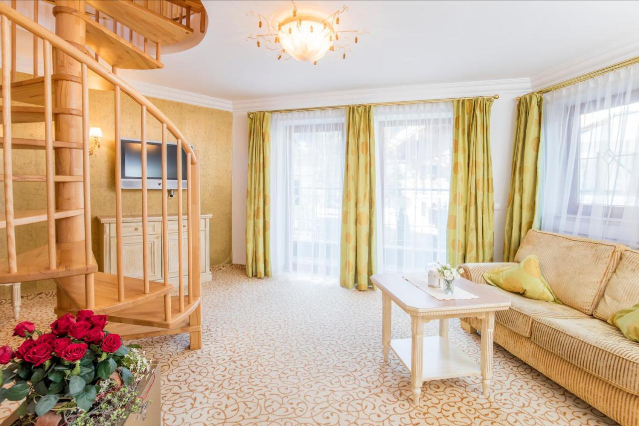 Der Laerchenhof Hotell Erpfendorf Exteriör bild