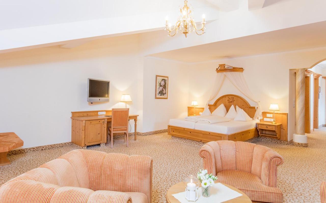 Der Laerchenhof Hotell Erpfendorf Exteriör bild